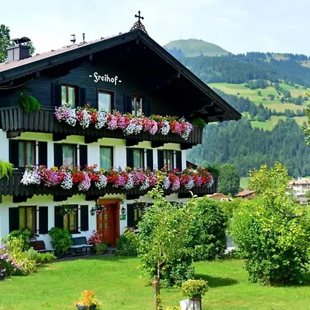 Freihof Çiftlik konaklama